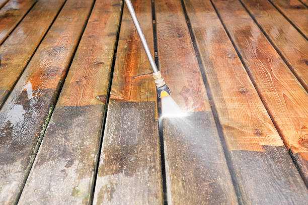 Why Choose Our Certified Pressure Washing Experts for Your Project Needs in Vinton, VA?