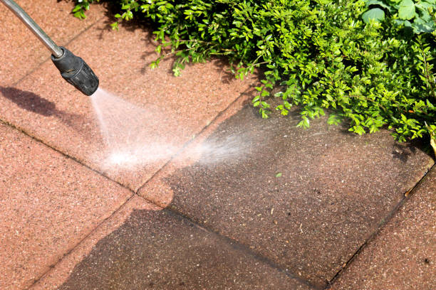 Why Choose Our Certified Pressure Washing Experts for Your Project Needs in Vinton, VA?